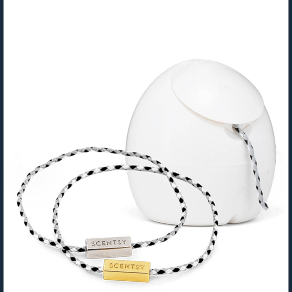 New Scentsy Wrap Wear Cozy Cardigan Scented bracelet Maker